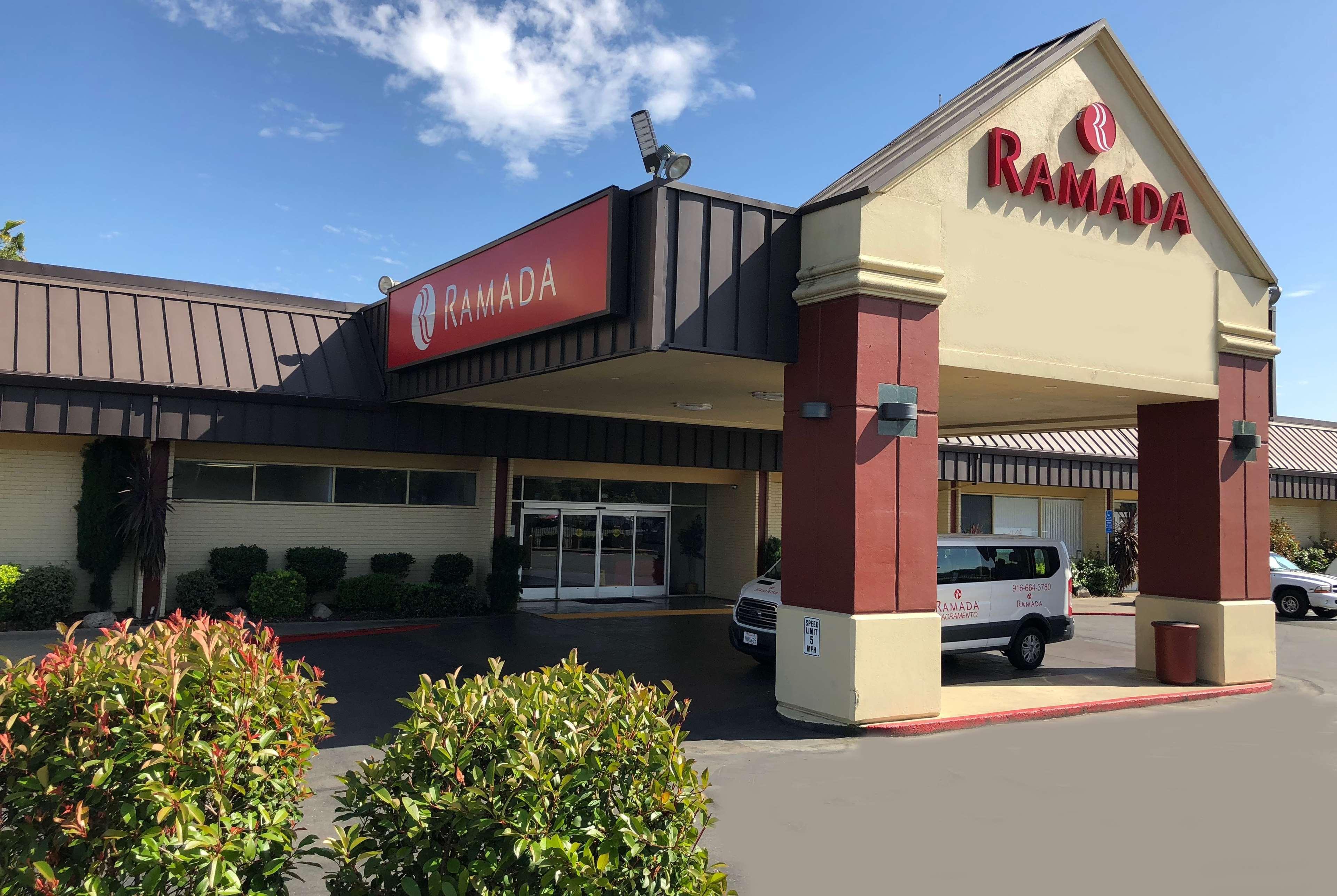 Ramada By Wyndham Sacramento Hotel North Highlands Eksteriør billede