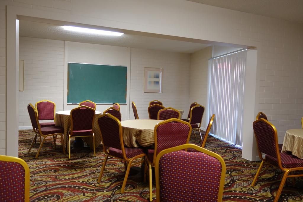 Ramada By Wyndham Sacramento Hotel North Highlands Eksteriør billede